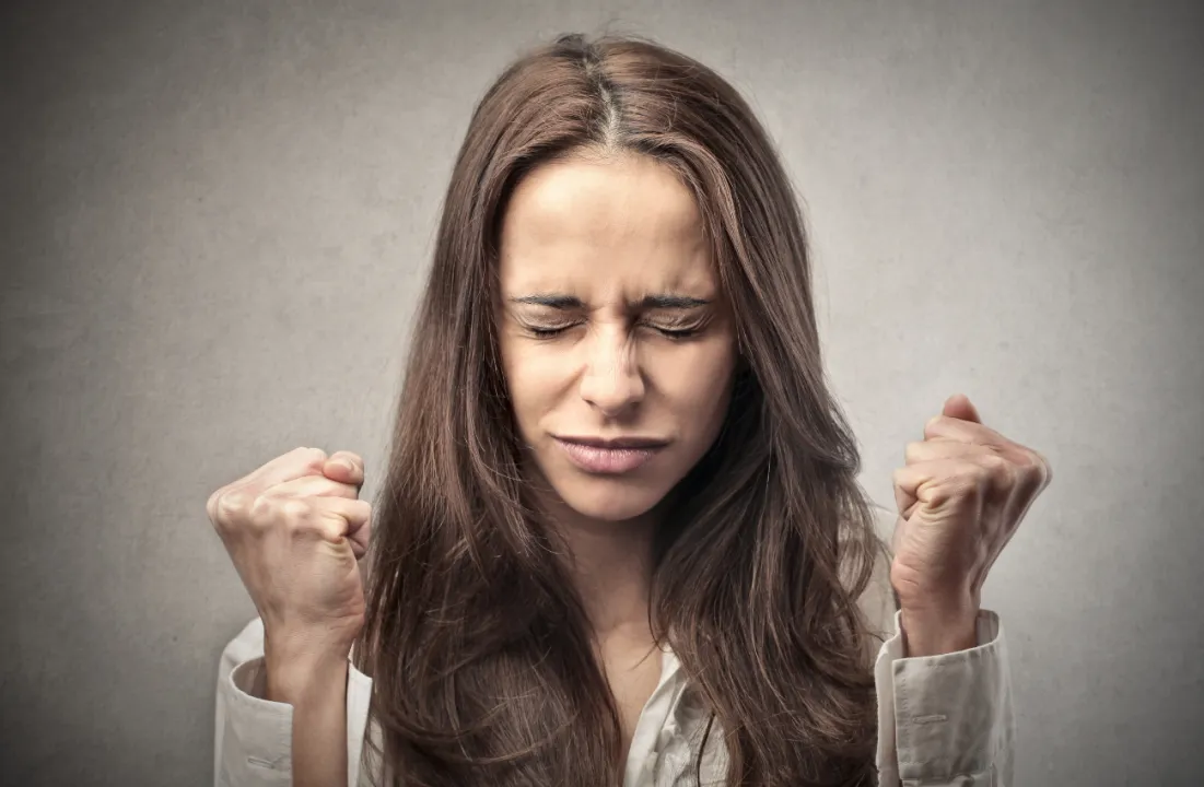 تفاوت لکنت با تاخیر در گفتار