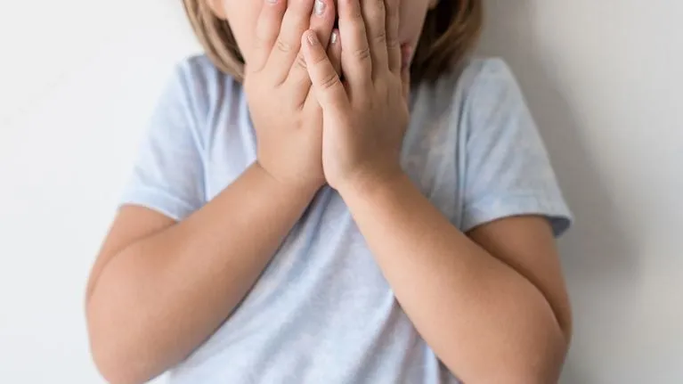 تفاوت لکنت با تاخیر در گفتار